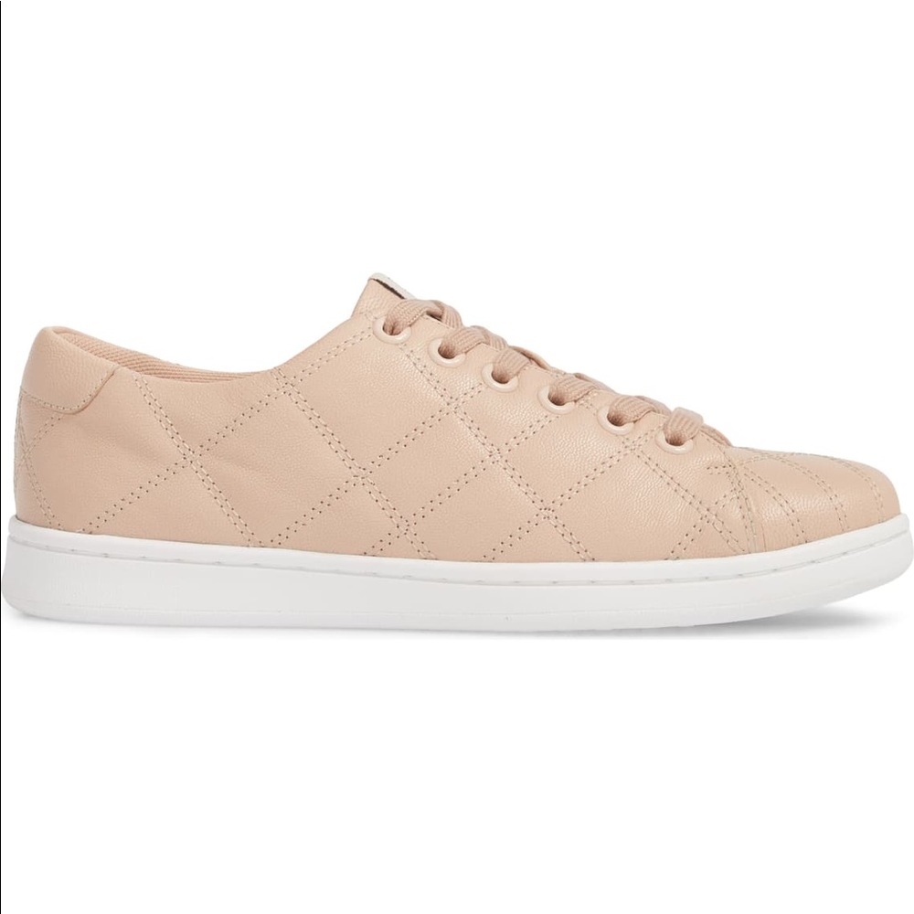 ED Ellen Degeneres Crowley Quilted Sneaker - Picture 3 of 4